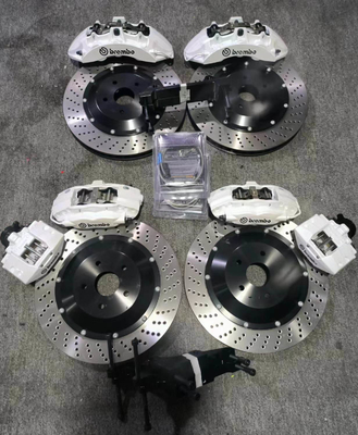 R20 ขนาดขอบ 6pot ชุดคาลิปเปอร์เบรครถยนต์สำหรับ Toyota Alphard / Brembo V6