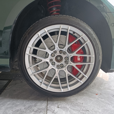 Audi A5 อัพเกรดชุดคาลิปเปอร์เบรกรถยนต์ 6 บิ๊กพอตสีแดง Monoblock Calper