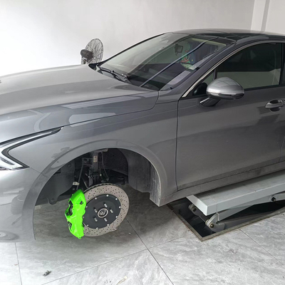 Monoblock Kia K5 คาลิปเปอร์เบรก 6 ลูกสูบ สีเขียว