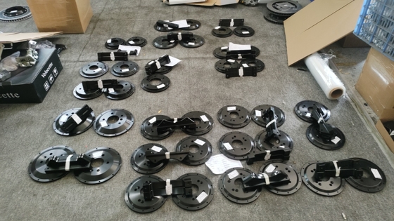 Fit สำหรับ Brembo GT6 Caliper Brackets สีที่กำหนดเองสำหรับ Toyota Honda Mercedes Benz