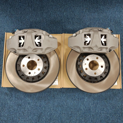 คาร์บอน-เซรามิก Pads วัสดุ การแข่งขันเบรค Caliper ความทนทานฝุ่นที่ดีเยี่ยมสําหรับ Audi Q7